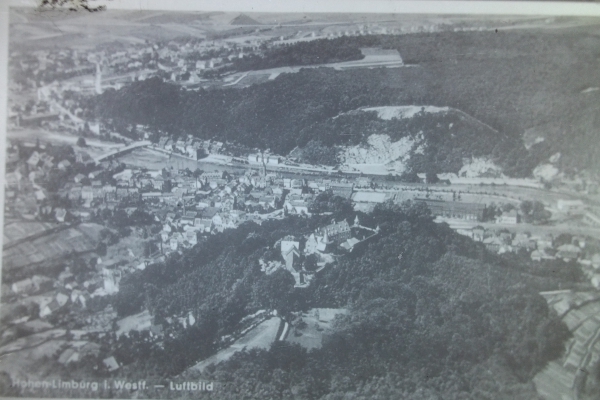 Luftbild auf Schloss und Hohenlimburg