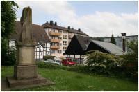 Kriegerdenkmal an der Elseyer Kirche