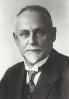 Hermann Esser